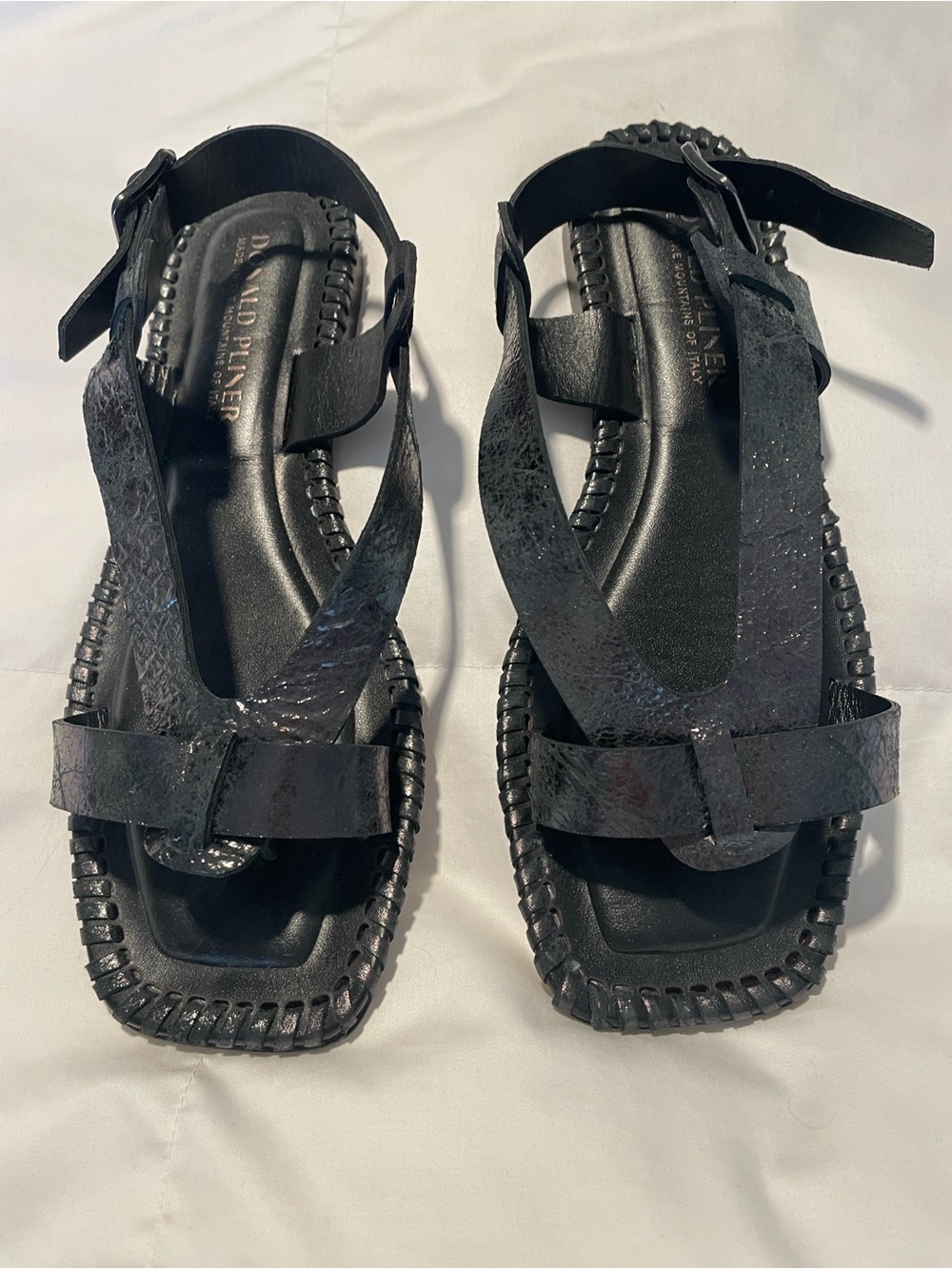 Donald J Pliner sandals